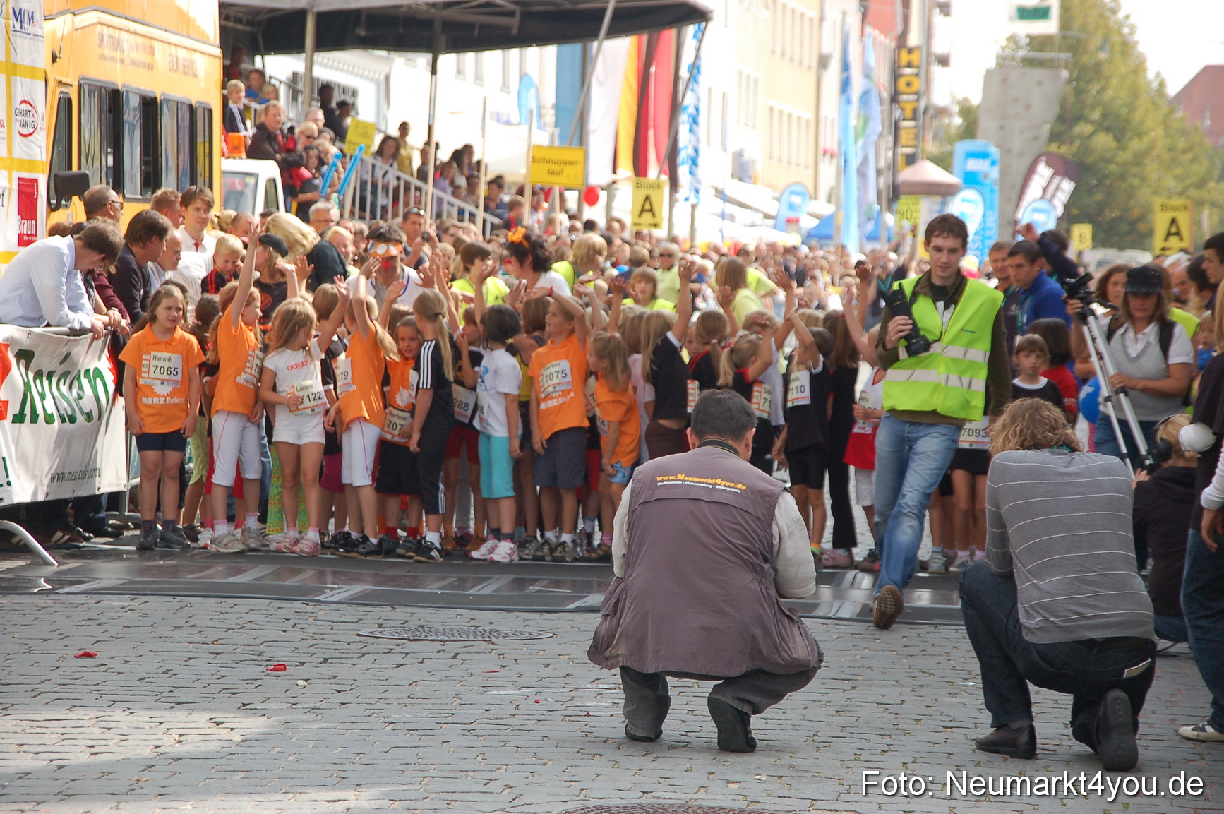 0113 Stadtlauf Neumarkt Bambinilaeufe 200909